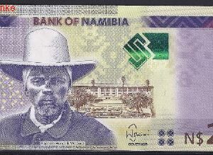 100 Namibia Dollars 2015  P 15-b  UNC