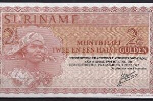 2 1/2 gulden  P117-b  1967  UNC