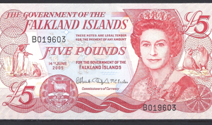 5 Pounds 2005 P 17-a UNC