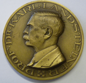 Prof. Dr. Karl Landsteiner, Roode Kruis 1930