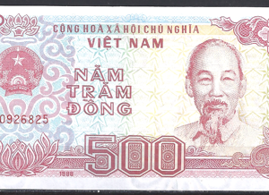 500 Dong 1988  P 101-a1  aUNC