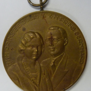 Verlovingspenning Juliana en Bernhard 1936
