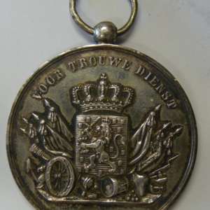 Zilveren medaille voor 24 jaar Trouwe Dienst voor militairen