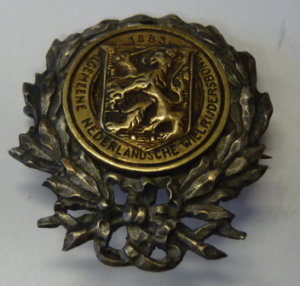 Lidmaatschapsinsigne ANWB 1883.   Zilver