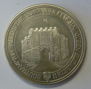 Medal ter ere zilveren jubileum Koningin Elisabeth II, 1952-1977